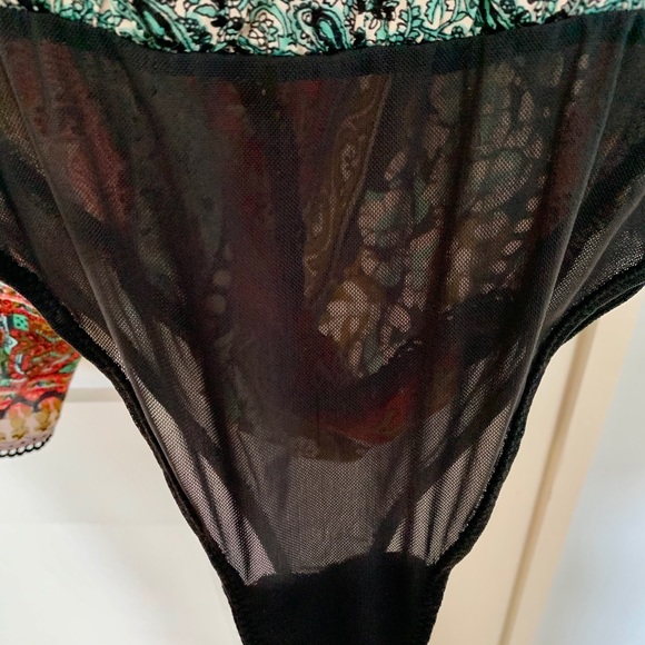 Free People Bohemian blouse/body suit - Picture 5 of 6